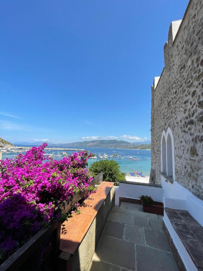 Villa L'Antica Torre Del Porto Palinuro Exterior foto