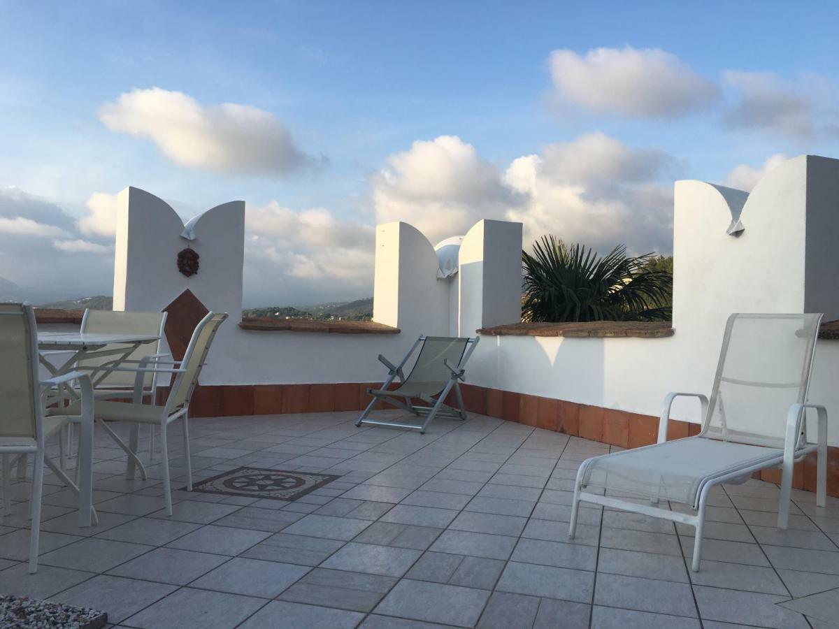 Villa L'Antica Torre Del Porto Palinuro Exterior foto